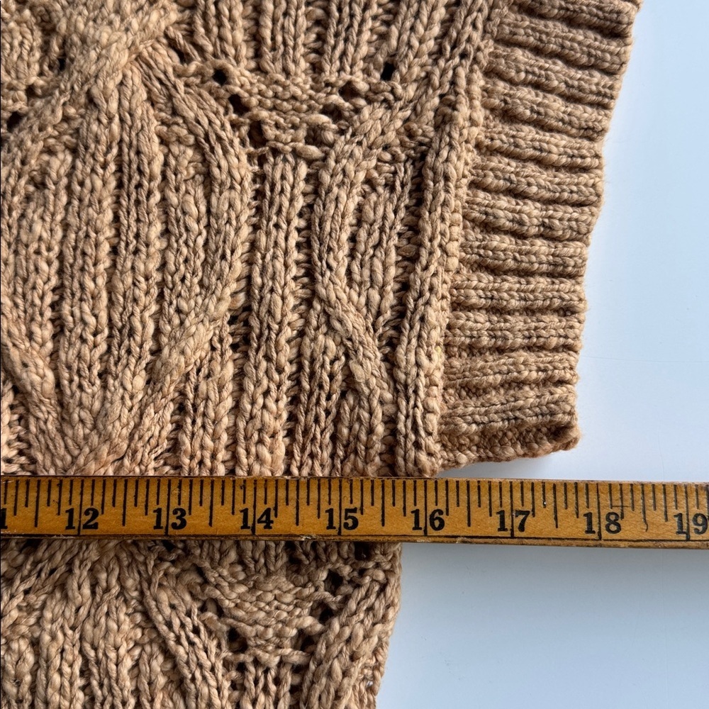 ee:some Cable Knit Short Sleeve camel 🐪 Sweater size s - Picture 8 of 8